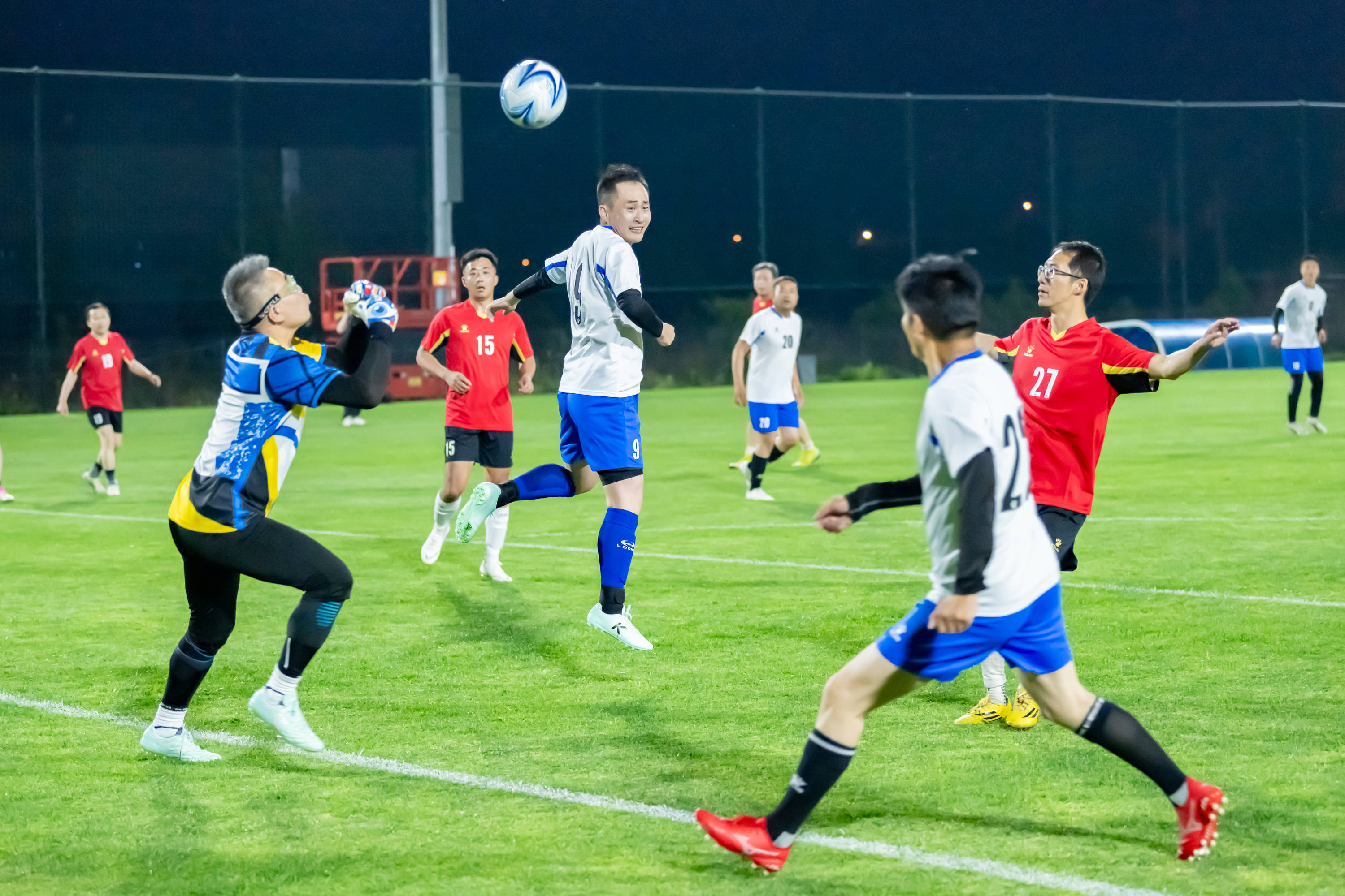 助力潜力开 助力潜力开