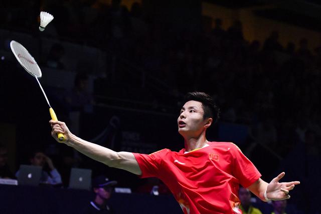 依靠他一己 依靠他一己