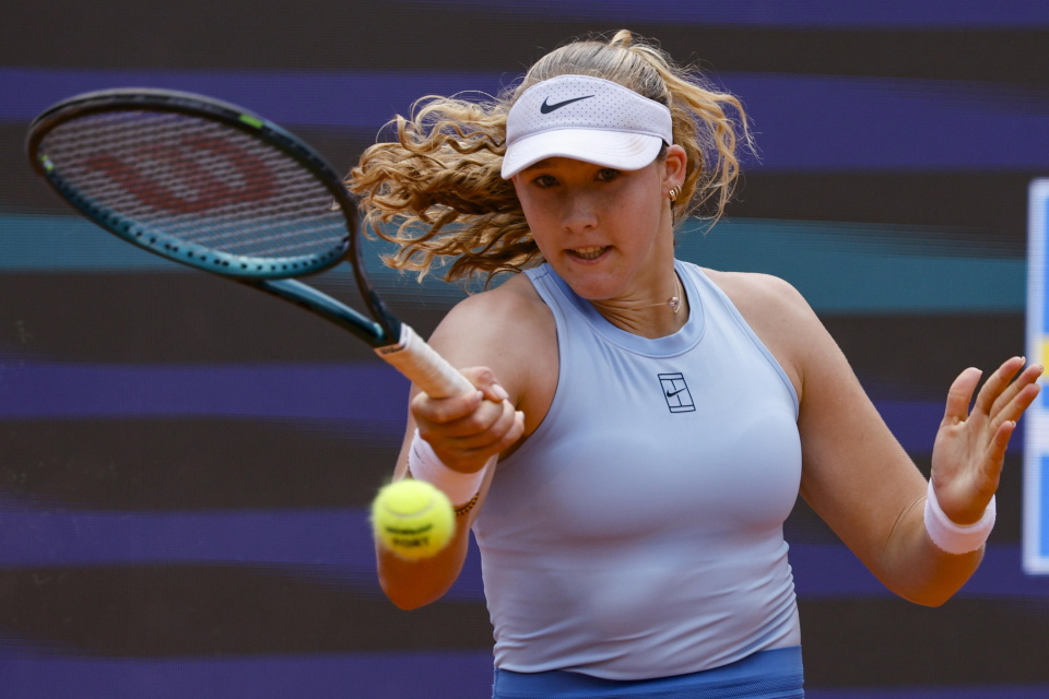 功不仅依靠 功不仅依靠