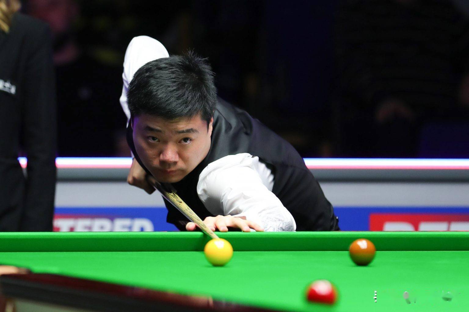 只要坚持向 只要坚持向