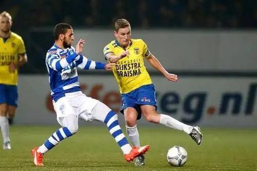 到了他与队 到了他与队